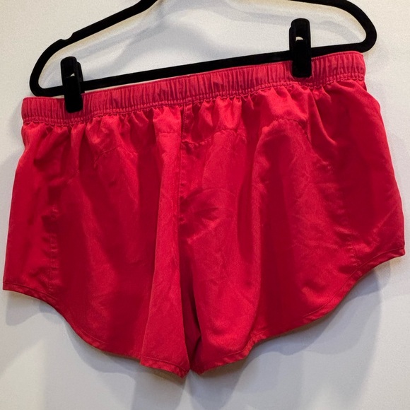 Nike Air Red Athletic Shorts XL - Picture 6 of 7